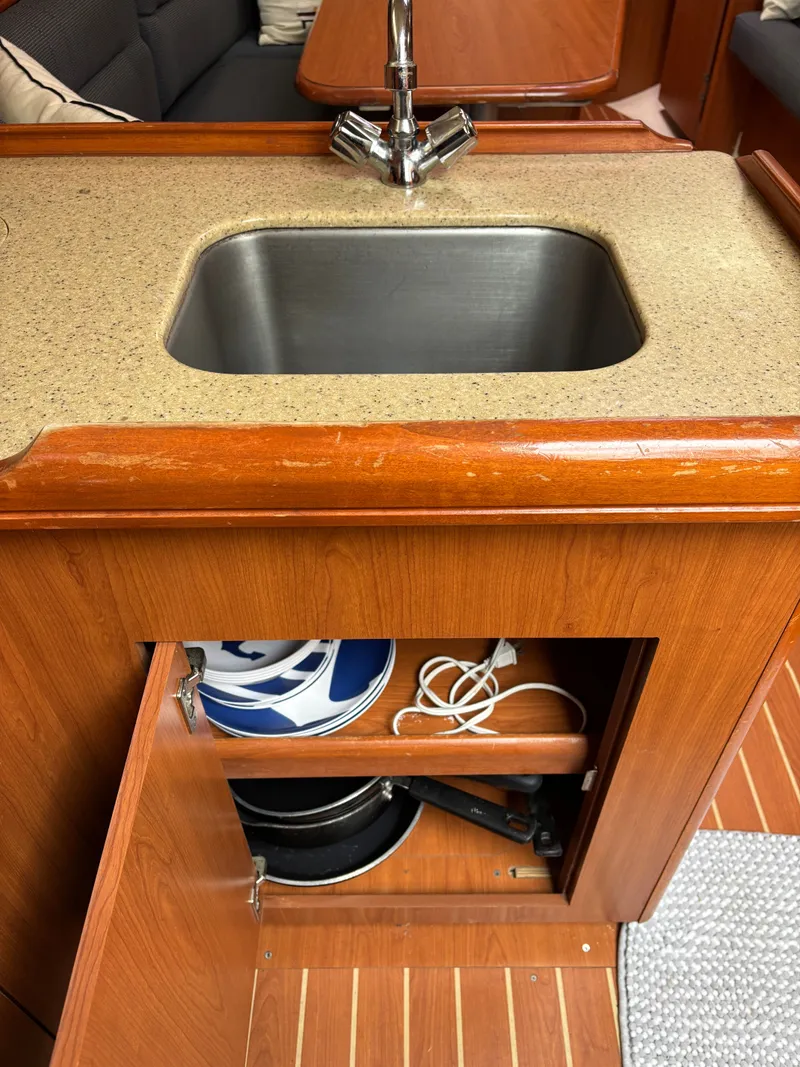 Slide: The Image of Hunter 336 2009 - 76