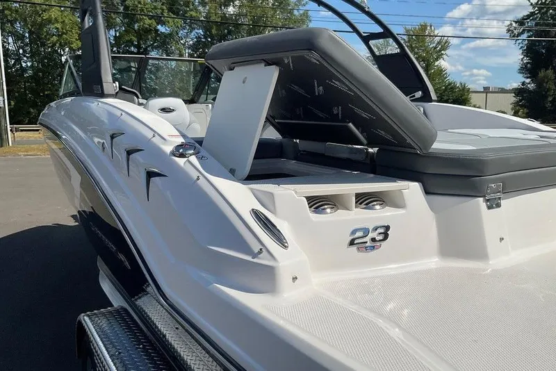 Slide: The Image of 2026 Chaparral 23 SSi OB boat with sleek design and comfortable seating. - 15
