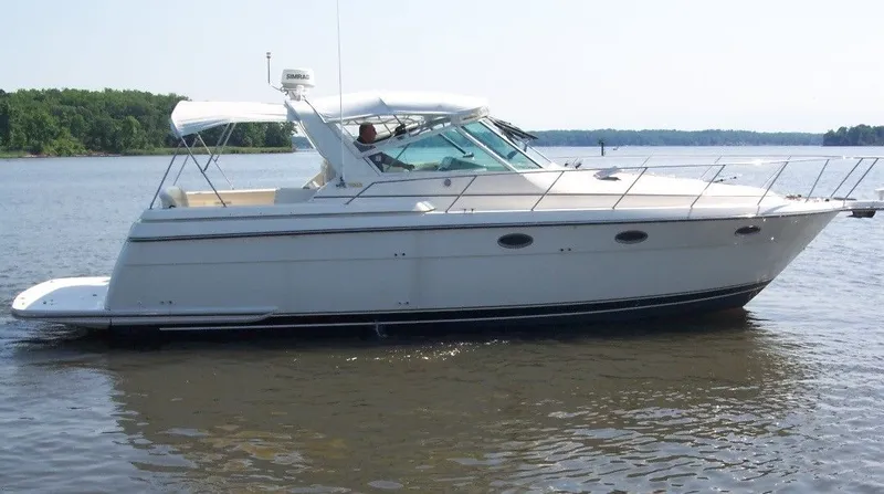 The Image of Tiara 3500 Express 1996 - 0