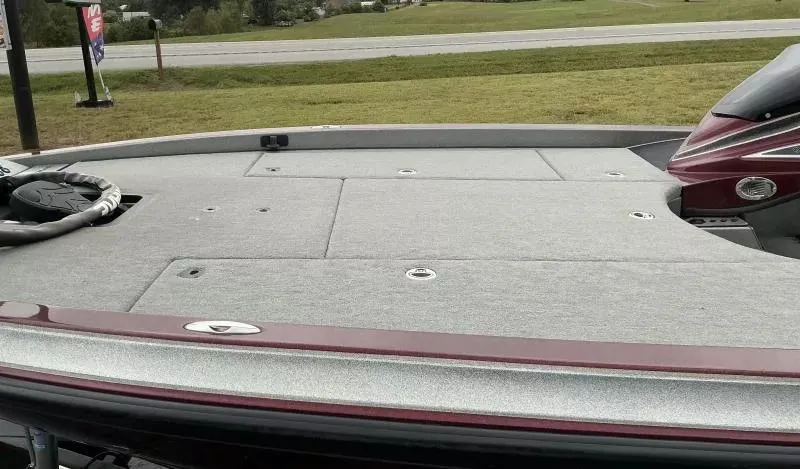 Slide: The Image of Caymas CX 21 PRO 2020 - 11