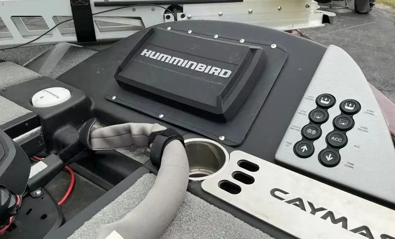 Slide: The Image of Caymas CX 21 PRO 2020 - 14