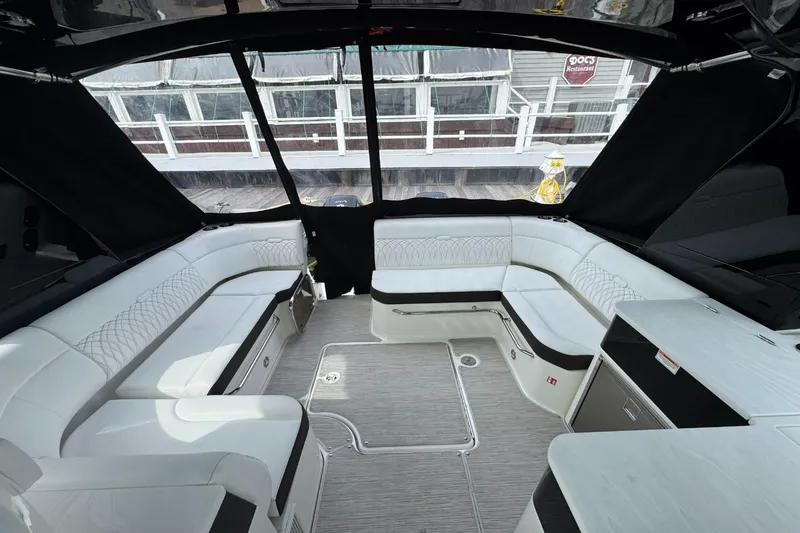 Slide: The Image of Sea Ray Sundancer 370 Outboard 2026 - 12
