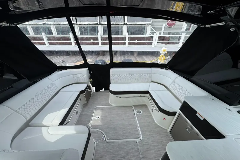 Slide: The Image of Sea Ray Sundancer 370 Outboard 2026 - 13