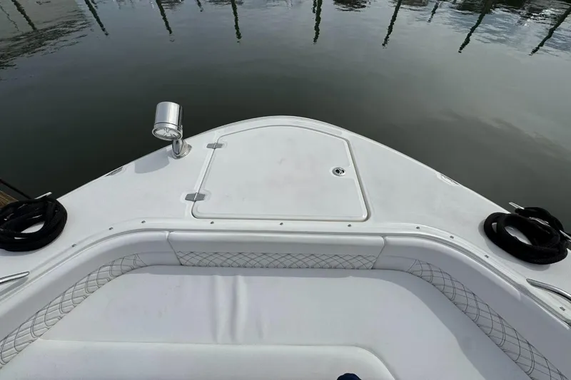 Slide: The Image of Sea Ray Sundancer 370 Outboard 2026 - 66