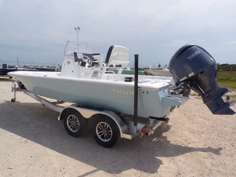 Slide: The Image of Tidewater 2110 Bay Max 2026 - 11