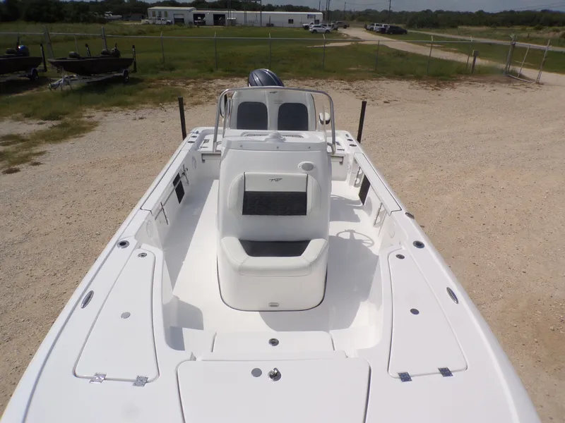 Slide: The Image of Tidewater 2110 Bay Max 2026 - 13