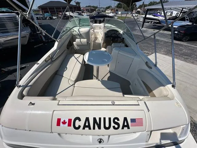 Slide: The Image of Maxum 2400 SD 2002 - 4