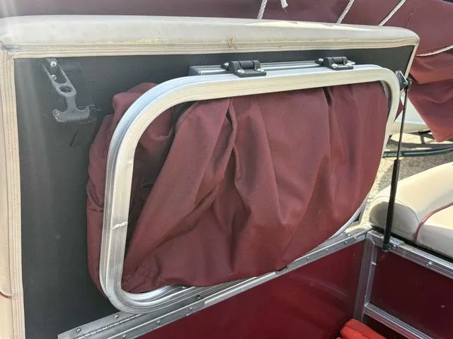 Slide: The Image of Berkshire 210CL 2015 - 11