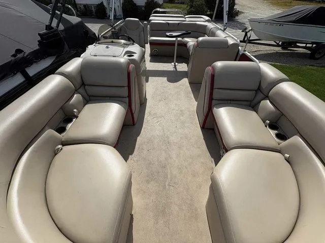 Slide: The Image of Berkshire 210CL 2015 - 13