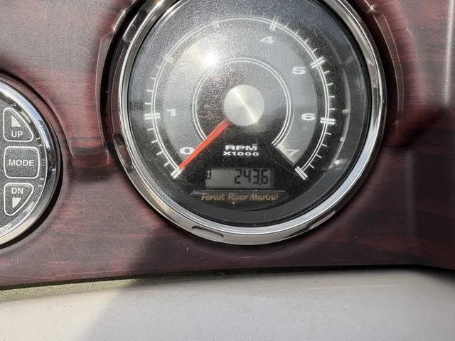 Slide: The Image of Berkshire 210CL 2015 - 14