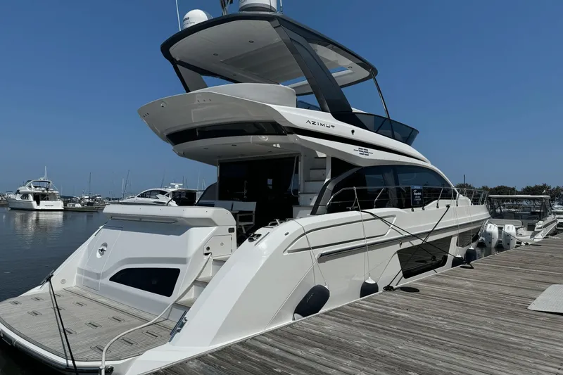 Slide: The Image of Azimut 53 2025 - 25