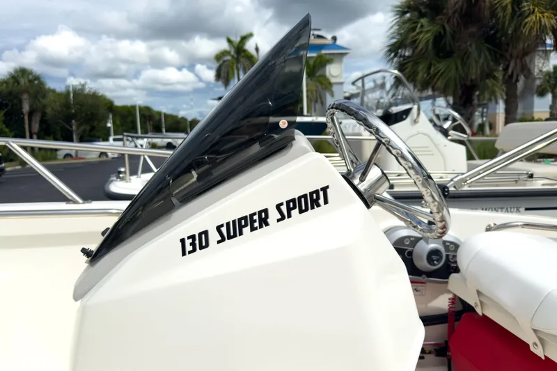 Slide: The Image of Boston Whaler 130 Super Sport 2025 - 12