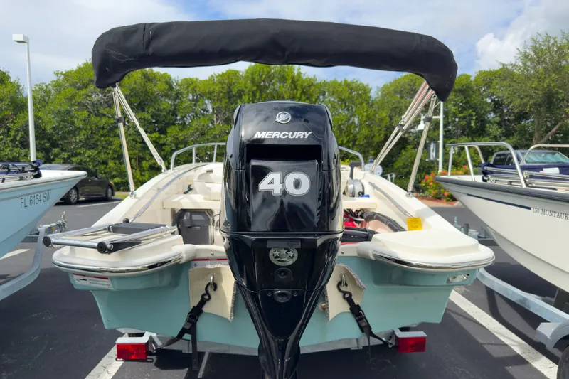Slide: The Image of Boston Whaler 130 Super Sport 2025 - 3