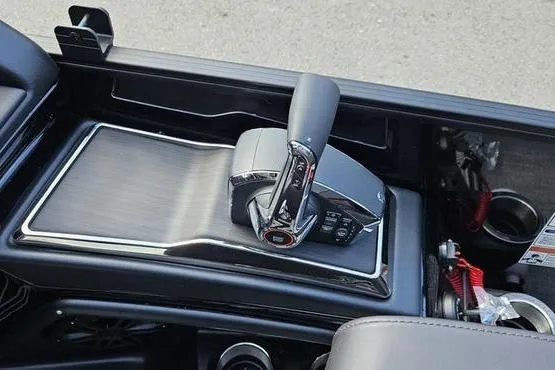 Slide: The Image of Control panel of 2026 Bennington 23 RFB boat with sleek design and modern features. - 6