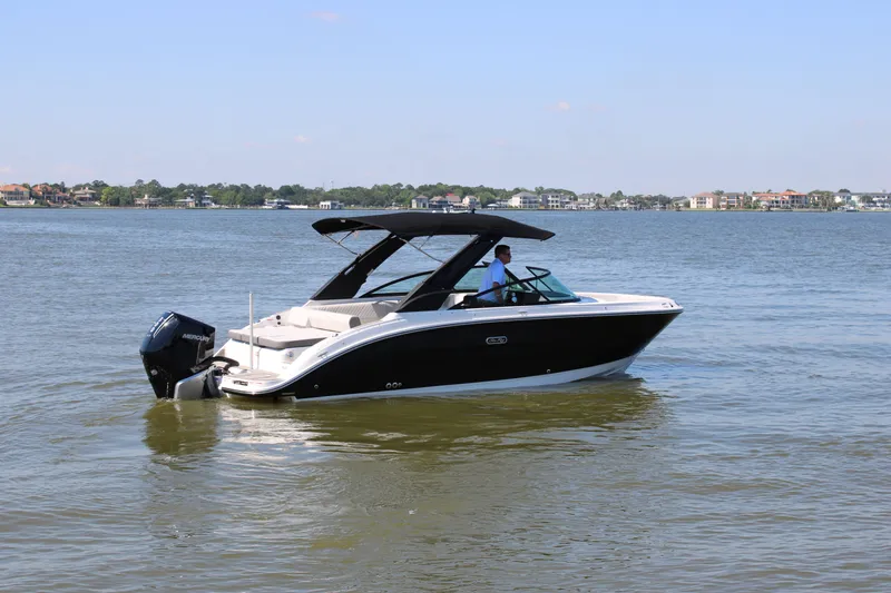 Slide: The Image of Sea Ray SDX 250 Outboard 2026 - 6