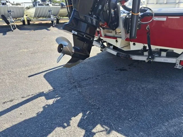 Slide: The Image of Mako 21 LTS 2014 - 8