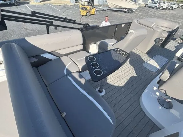 Slide: The Image of Sylvan S-3 DL DH 2023 - 11