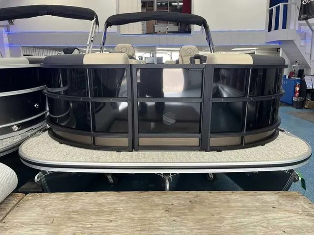 Slide: The Image of South Bay S224RS 2026 - 3