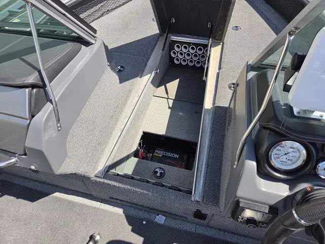 Slide: The Image of Lund Pro-V 2075 Sport 2017 - 25