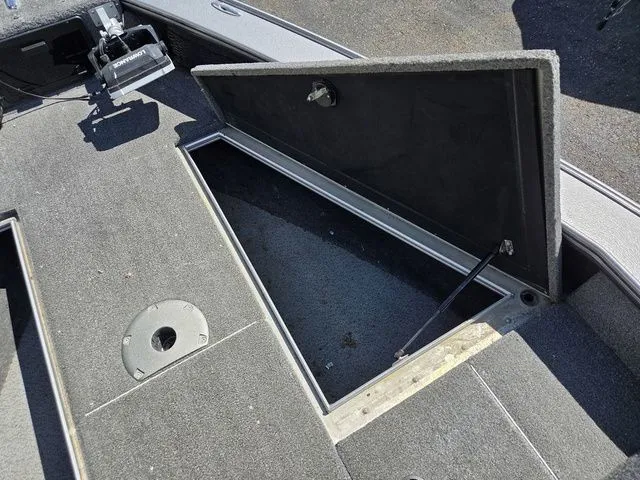 Slide: The Image of Lund Pro-V 2075 Sport 2017 - 29