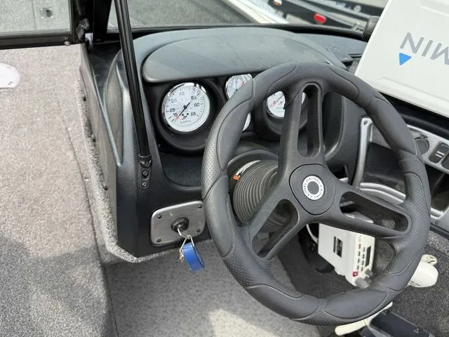 Slide: The Image of Lund 1775 Impact XS Sport 2021 - 25