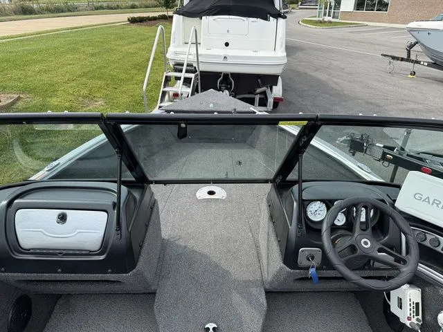 Slide: The Image of Lund 1775 Impact XS Sport 2021 - 29