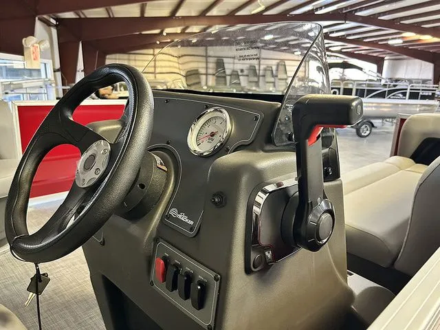 Slide: The Image of Sun Tracker Party Barge 16 DLX 2026 - 6