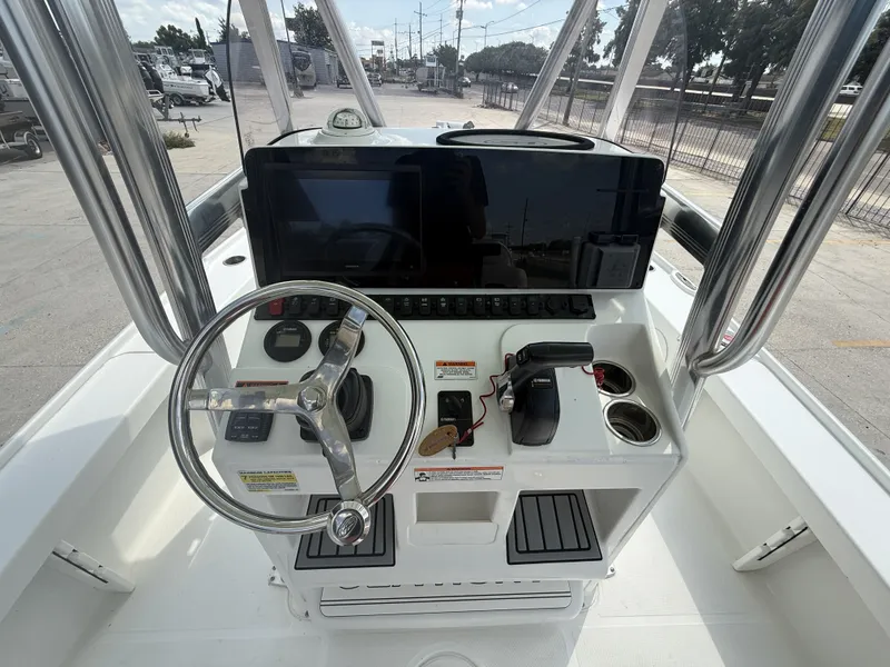 Slide: The Image of Sea Hunt BX22 BR 2022 - 8