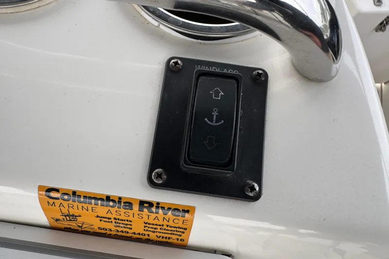 Slide: The Image of Control panel on 2002 Silverton 352 Motor Yacht with Columbia River Marine Assistance sticker. - 39