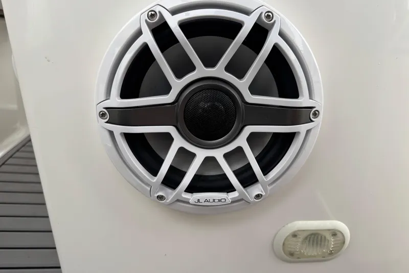 Slide: The Image of Speaker on 2002 Silverton 352 Motor Yacht, featuring JL Audio marine sound system. - 43