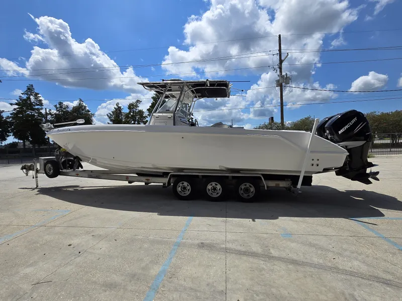 Slide: The Image of Donzi 32 ZF 2001 - 13