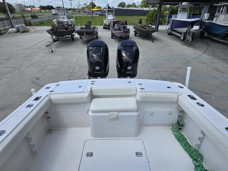 Slide: The Image of Donzi 32 ZF 2001 - 18