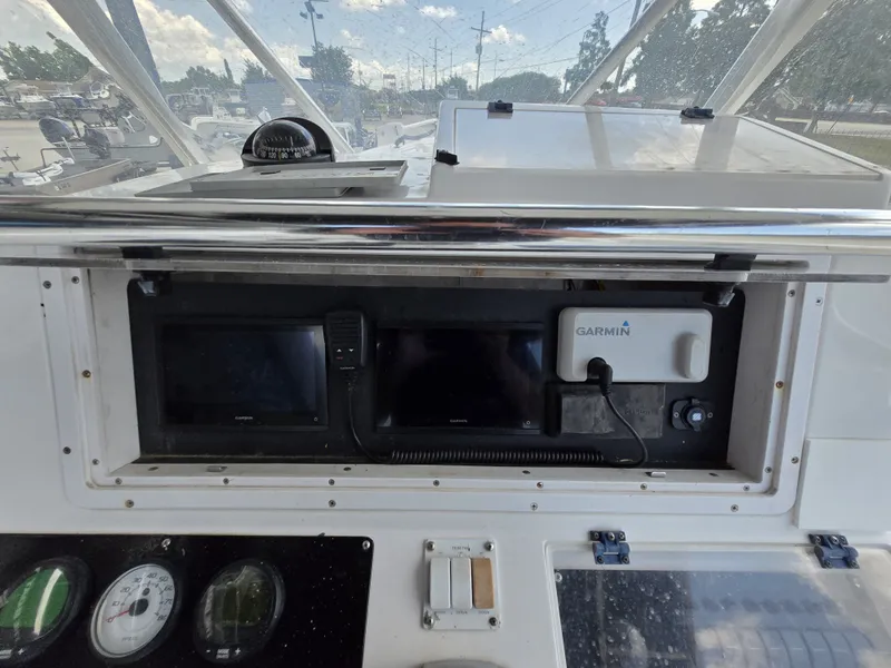 Slide: The Image of Donzi 32 ZF 2001 - 26