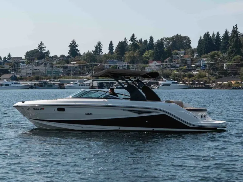 The Image of Sea Ray SLX 280 2019 - 1