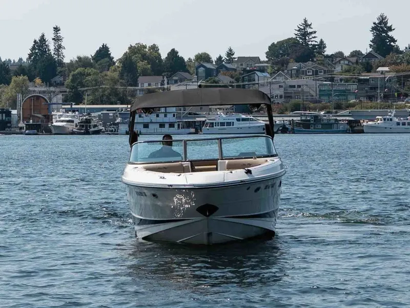 Slide: The Image of Sea Ray SLX 280 2019 - 3