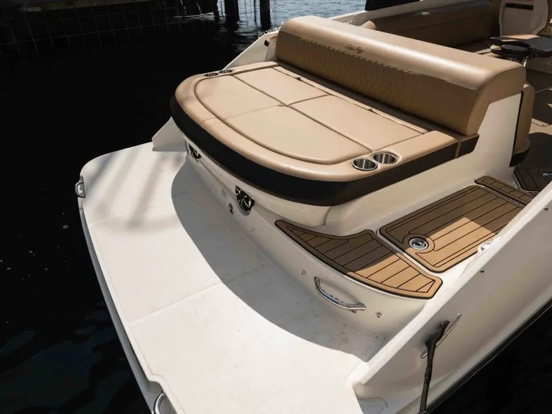 Slide: The Image of Sea Ray SLX 280 2019 - 8