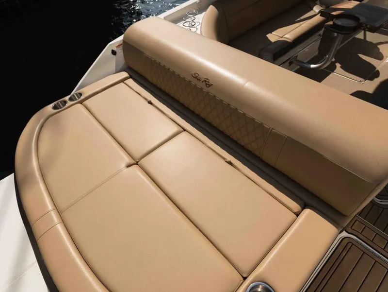 Slide: The Image of Sea Ray SLX 280 2019 - 9