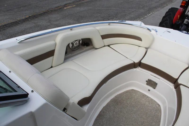 Slide: The Image of Chaparral 264 Sunesta 2013 - 18