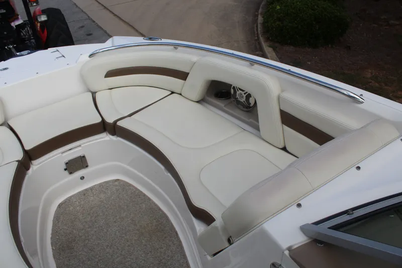 Slide: The Image of Chaparral 264 Sunesta 2013 - 19