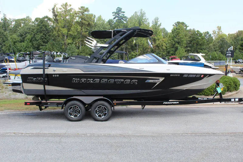 Slide: The Image of Malibu Wakesetter 23 LSV 2015 - 6