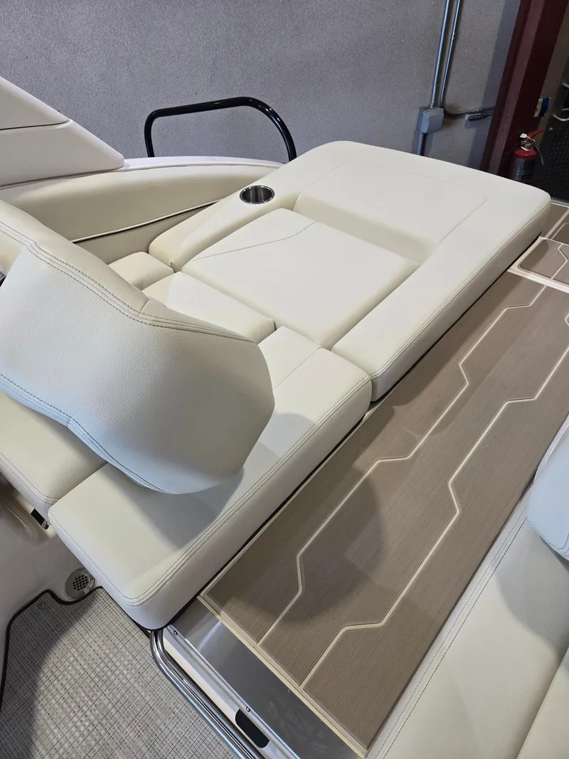 Slide: The Image of Regal LS6 2026 - 19