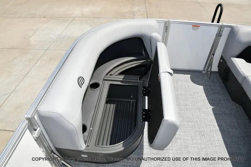 Slide: The Image of Sun Tracker Party Barge 16 2026 - 49