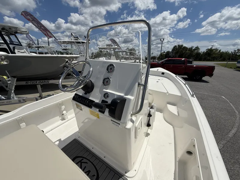 Slide: The Image of Key West 1720 Center Console 2026 - 3