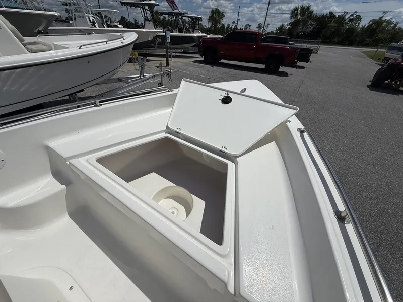 Slide: The Image of Key West 1720 Center Console 2026 - 9