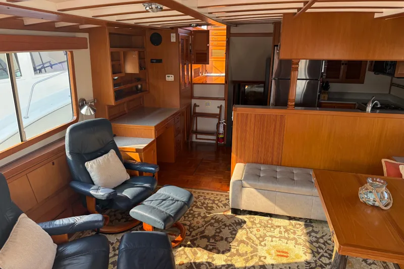 Slide: The Image of Luxurious interior of 1998 Kadey-Krogen 48' Northsea Widebody Pilothouse yacht. - 8