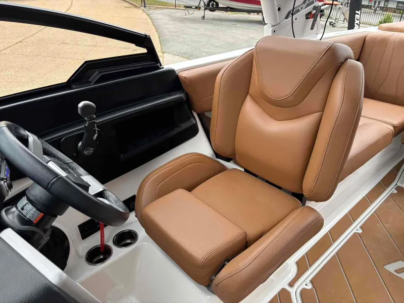 Slide: The Image of Malibu Wakesetter 22 LSV 2023 - 10