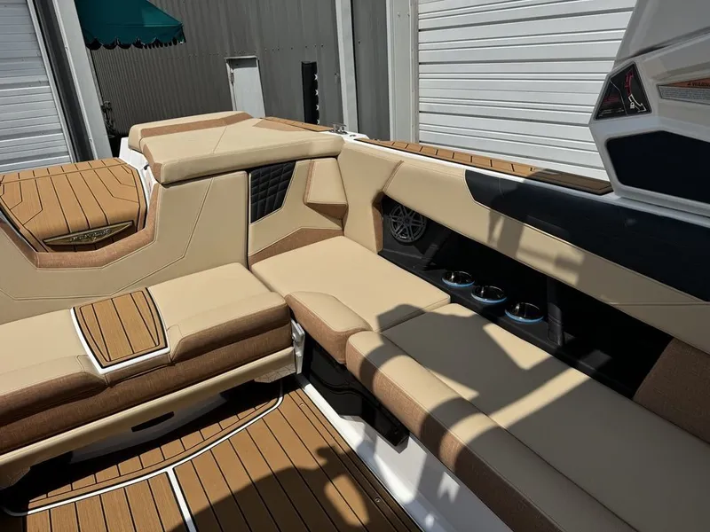 Slide: The Image of Nautique Super Air Nautique S25 2025 - 13