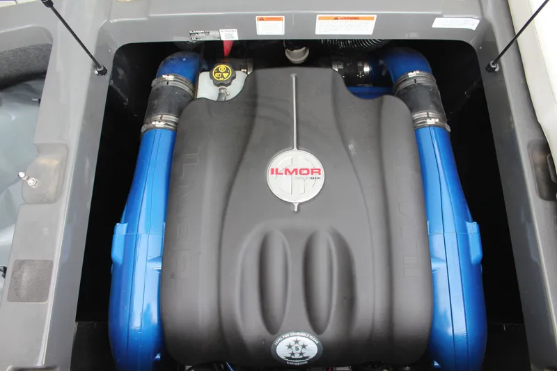 Slide: The Image of MasterCraft NXT22 2019 - 19