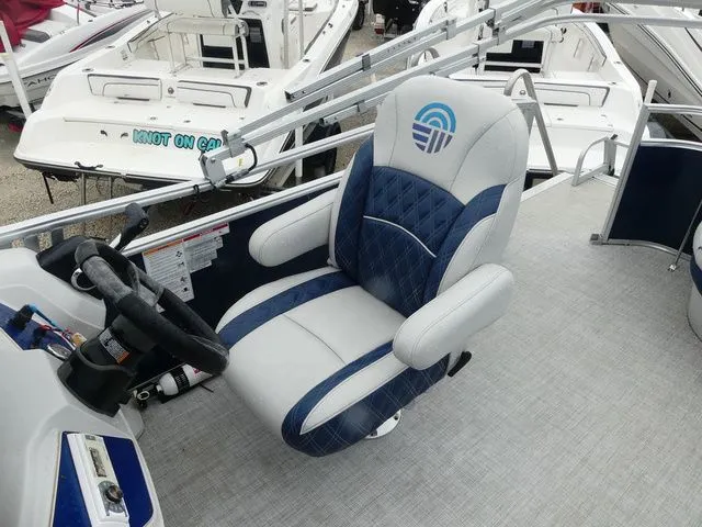 Slide: The Image of Nepallo 22T 2022 - 7