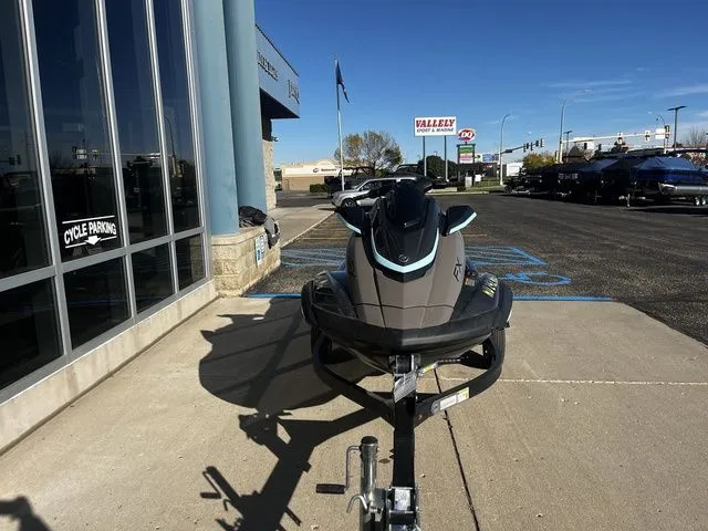 Slide: The Image of Yamaha FX HO 2025 - 7